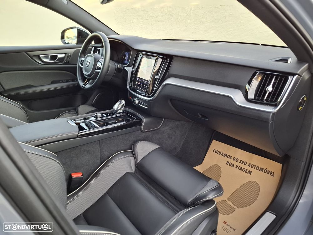 Volvo V60 2.0 T6 AWD TE R-Design - 47