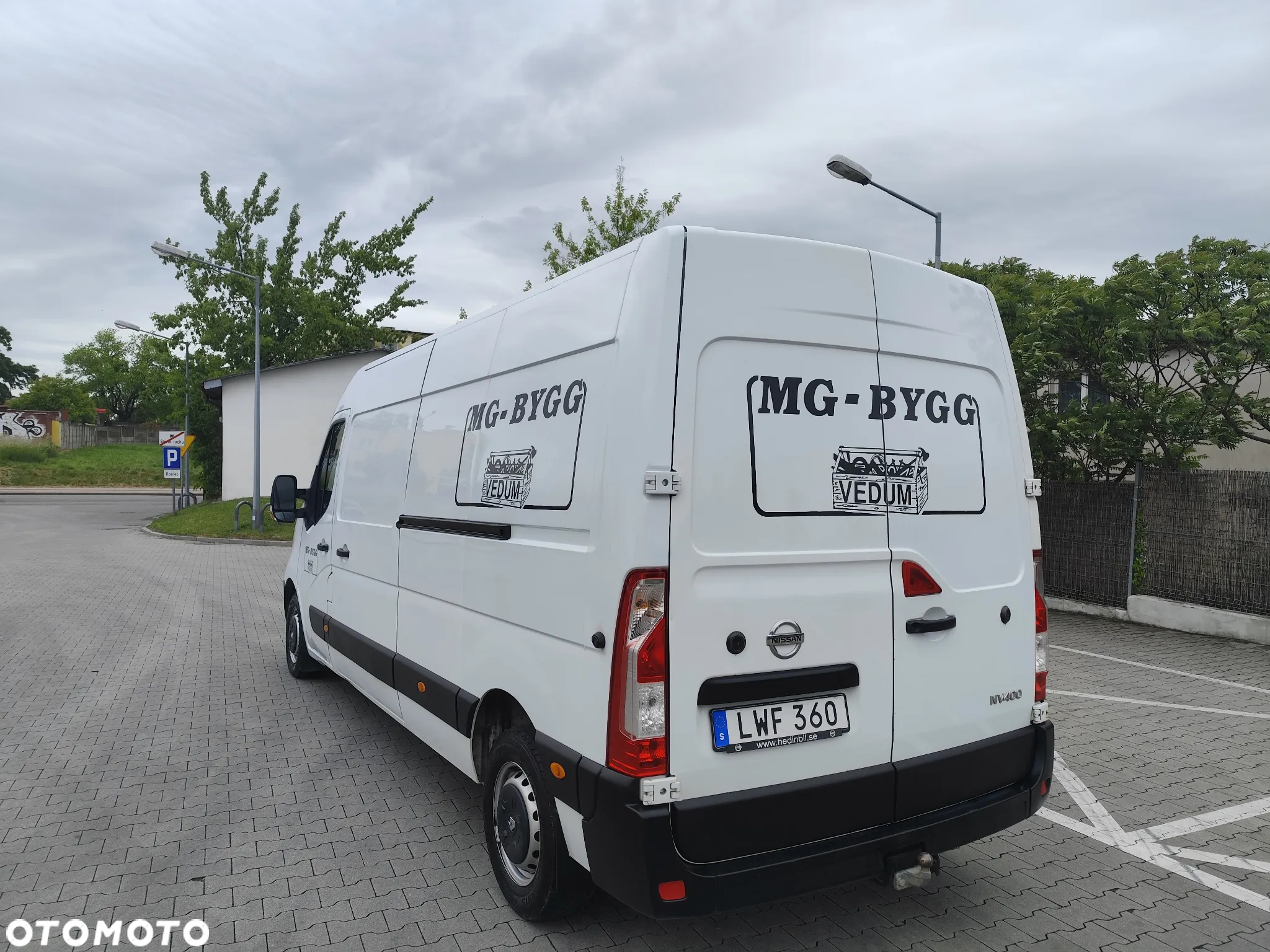 Nissan nv400 - 6