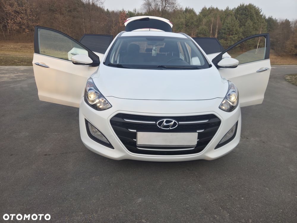 Hyundai i30 1.6 CRDI DCT Premium - 23