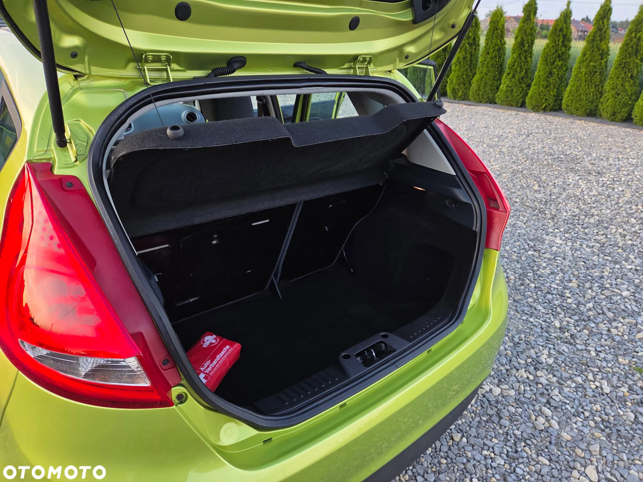 Ford Fiesta 1.25 Ambiente - 38