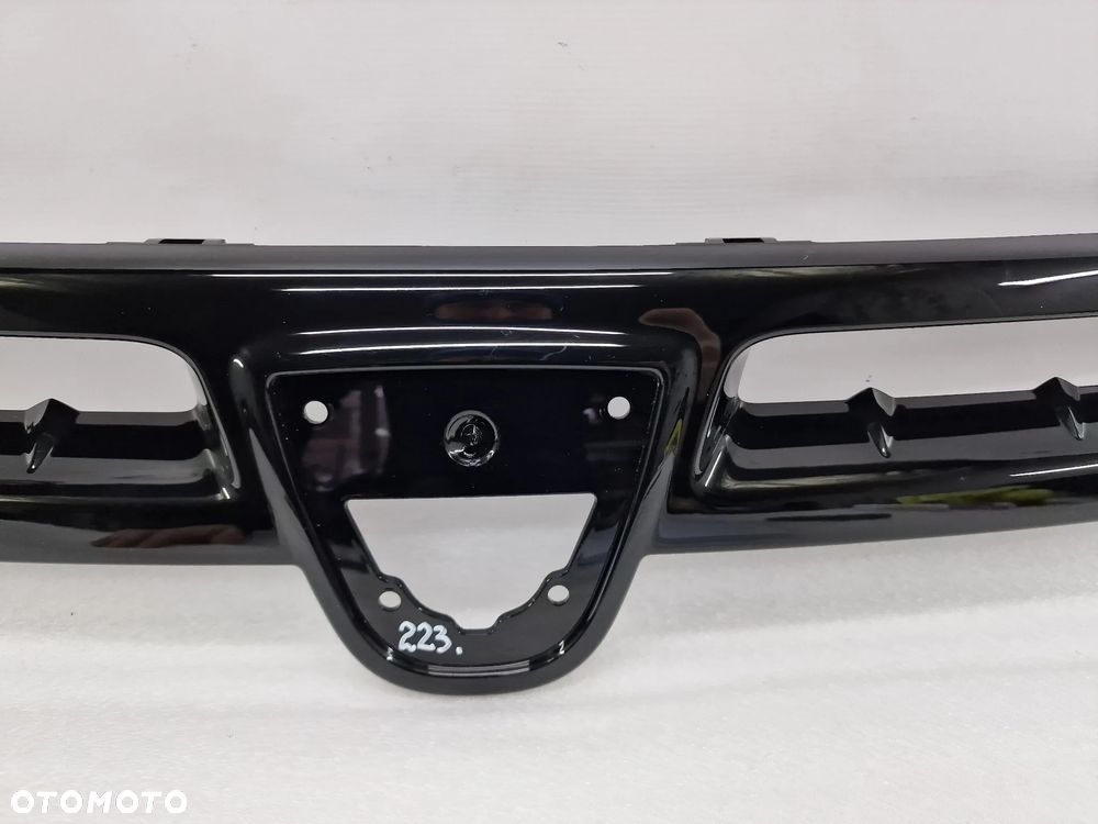 DACIA DUSTER I 10-13 NAKŁADKA CZARNA LAKIEROWANA / ATRAPA / GRILL PRZEDNI PRZÓD , NR 620789130R , NR AUKCJI GL223 - 4