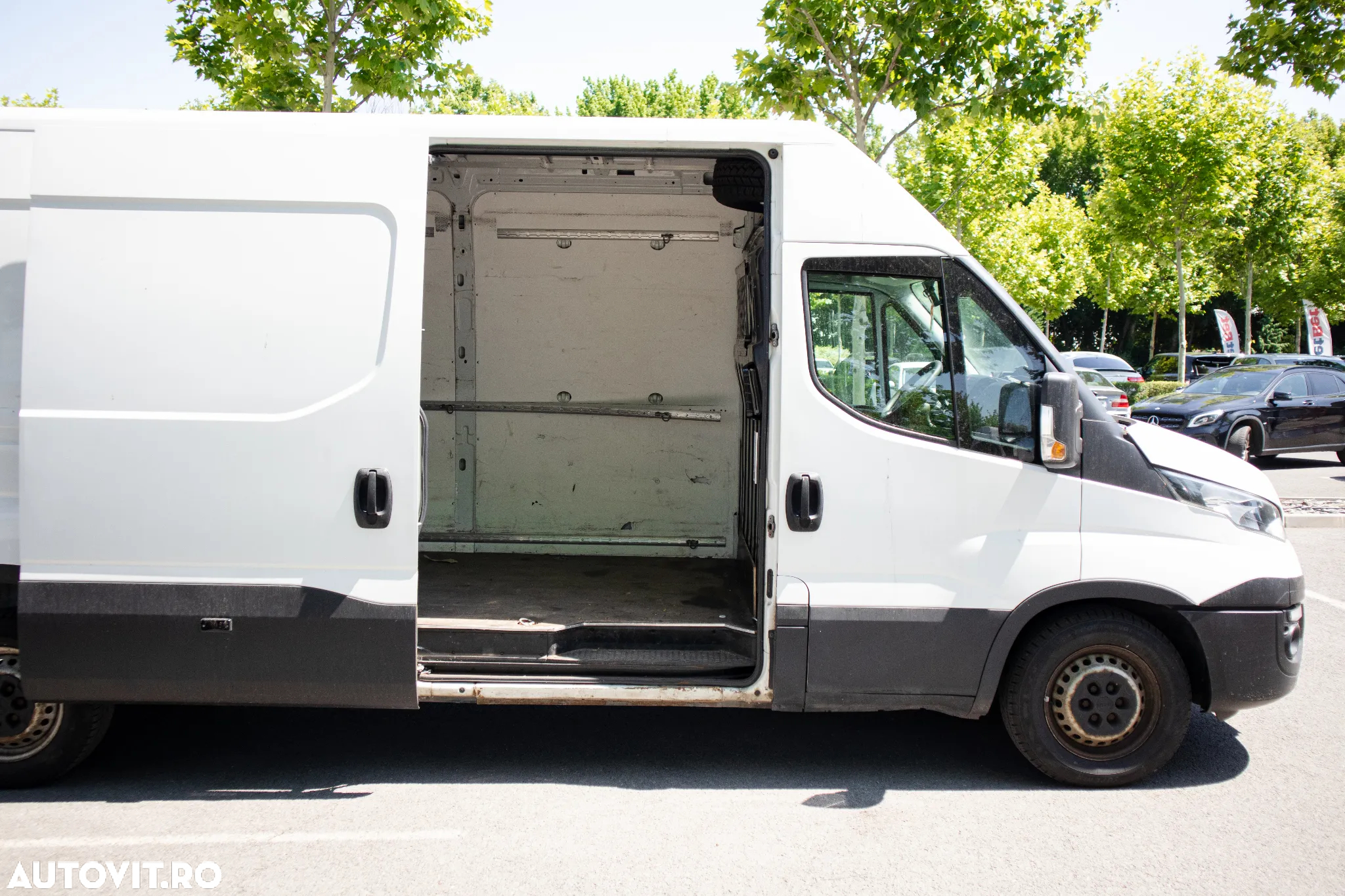 Iveco Daily 35S16 - 16