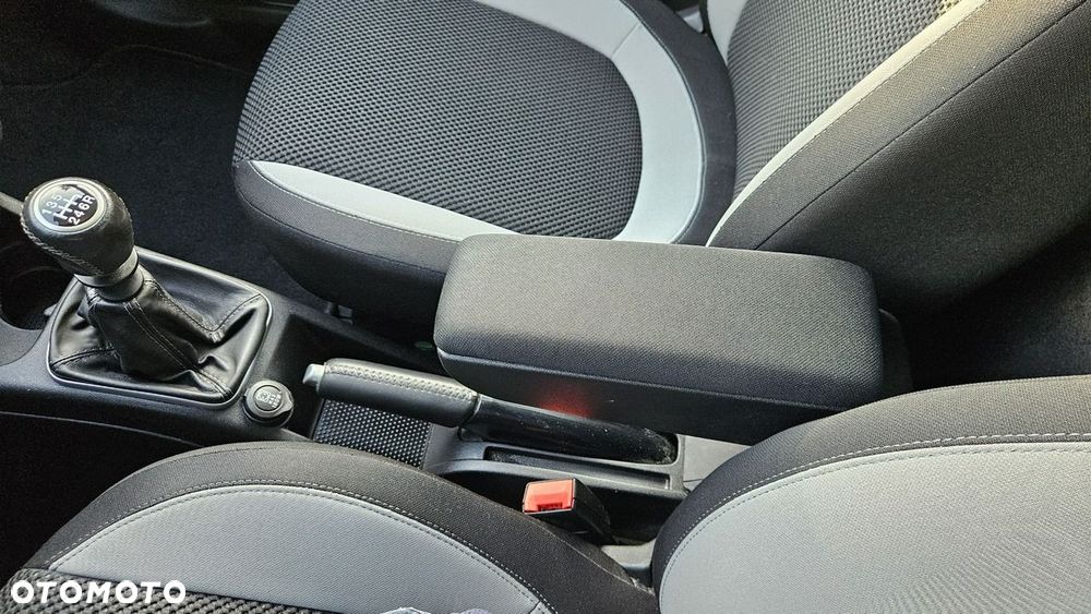Fiat Punto 1.4 Multiair Easy S&S - 31