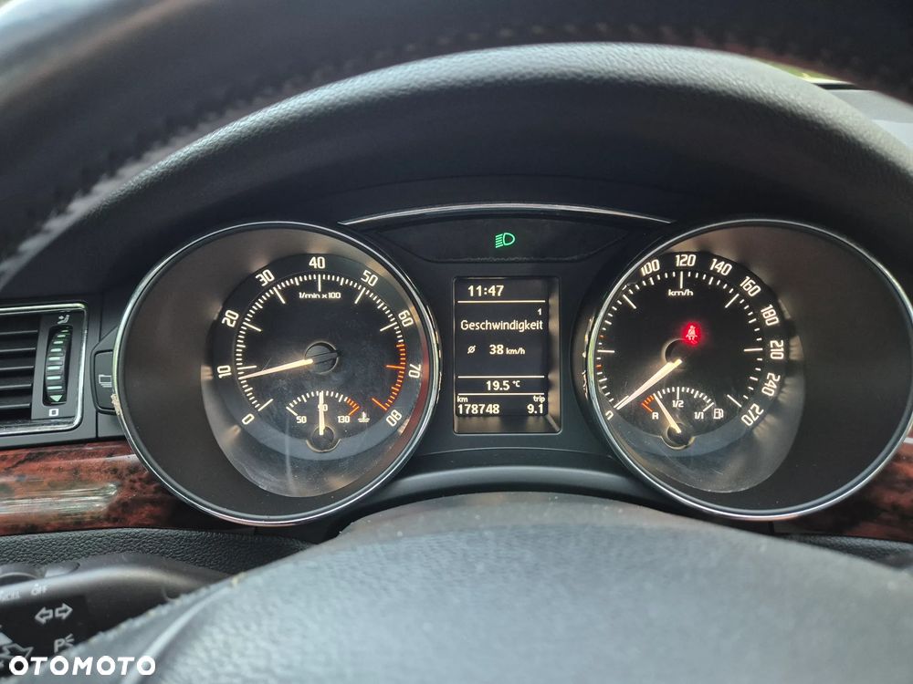 Skoda Superb 1.8 TSI Elegance - 21