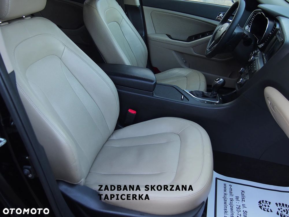 Kia Optima - 30