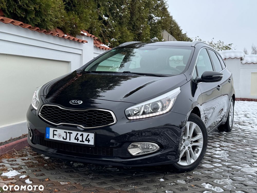 Kia Ceed - 1