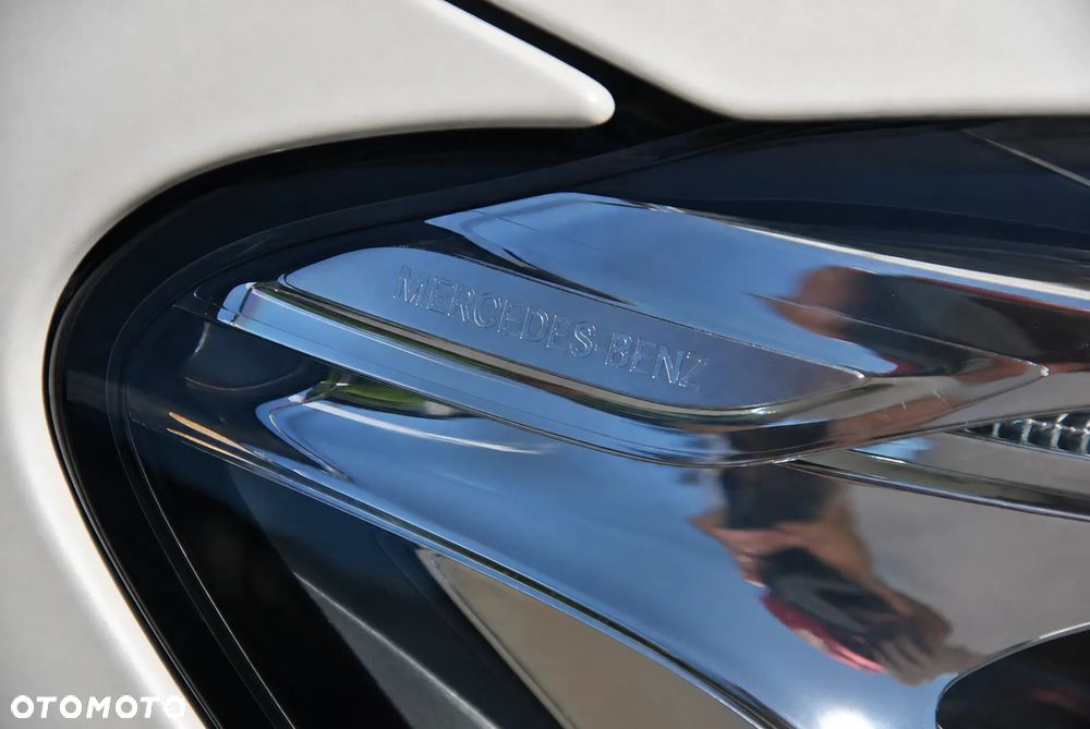 Mercedes-Benz GLC - 19