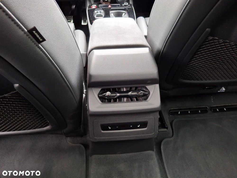 Audi A6 Avant e-tron - 23