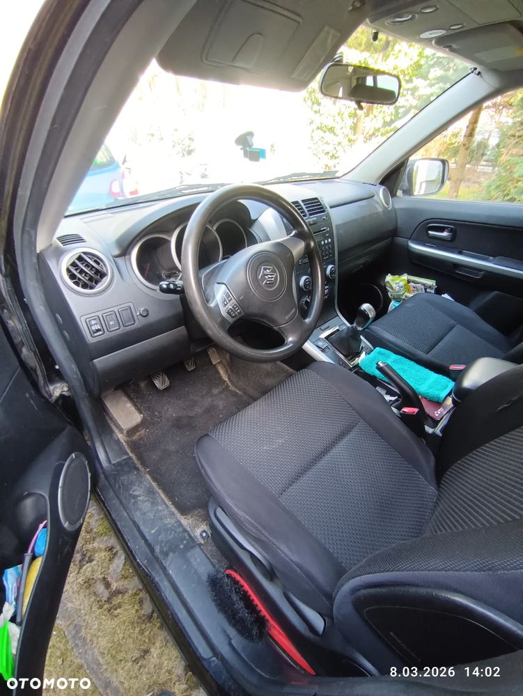 Suzuki Grand Vitara 2.0 Comfort - 8