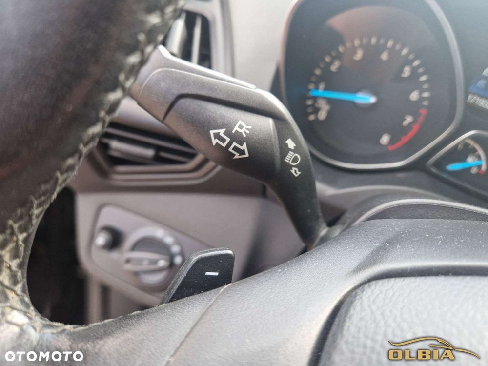 Ford Kuga - 30