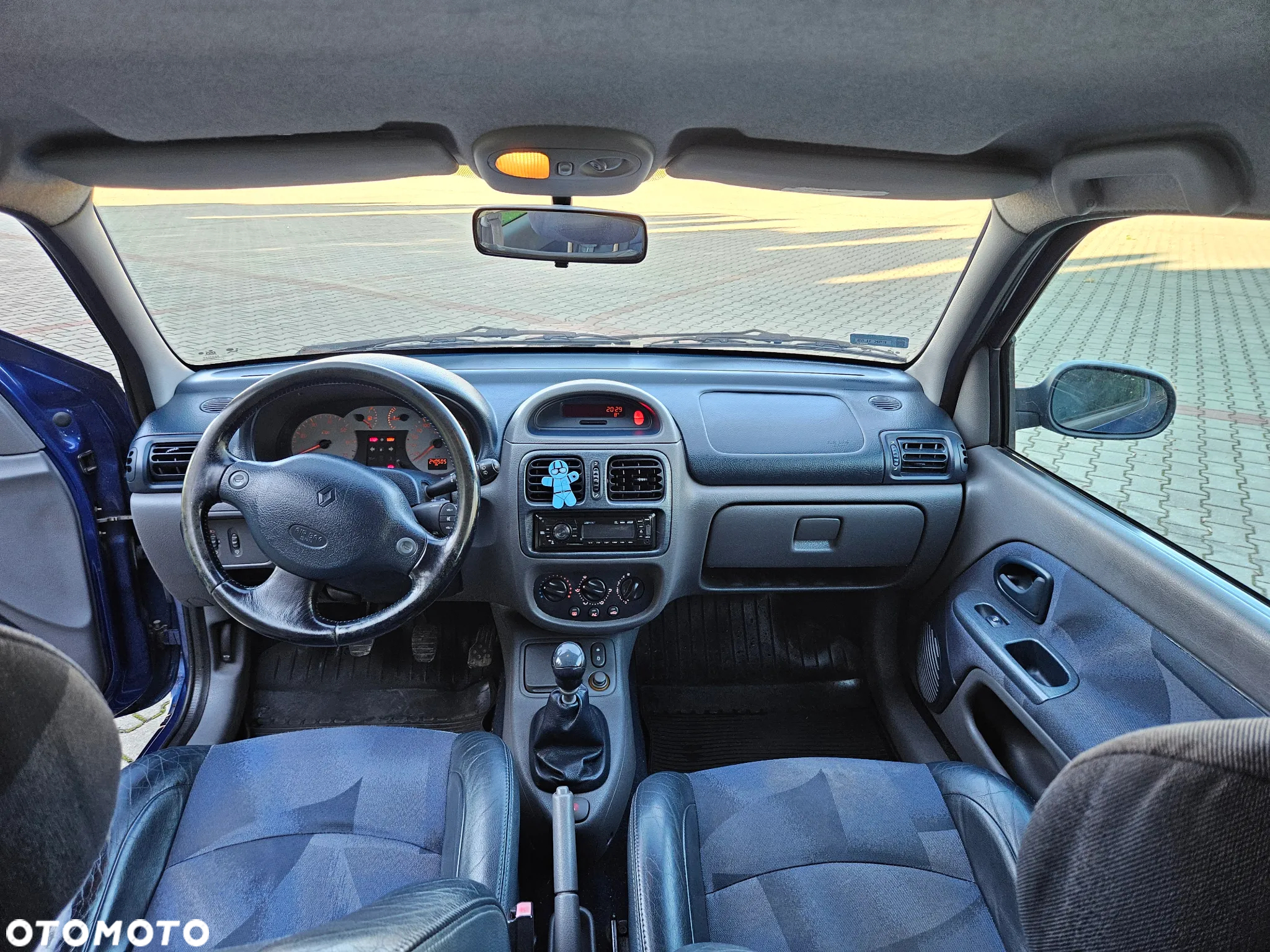 Renault Clio 1.6i RT - 8