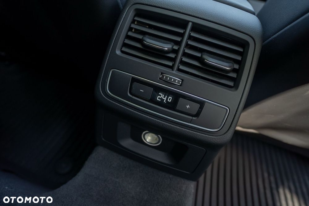 Audi A4 Avant 40 TFSI S tronic S line - 36