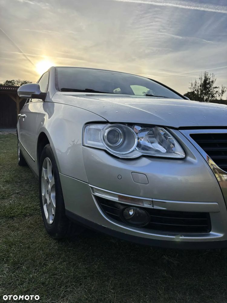 Volkswagen Passat - 3