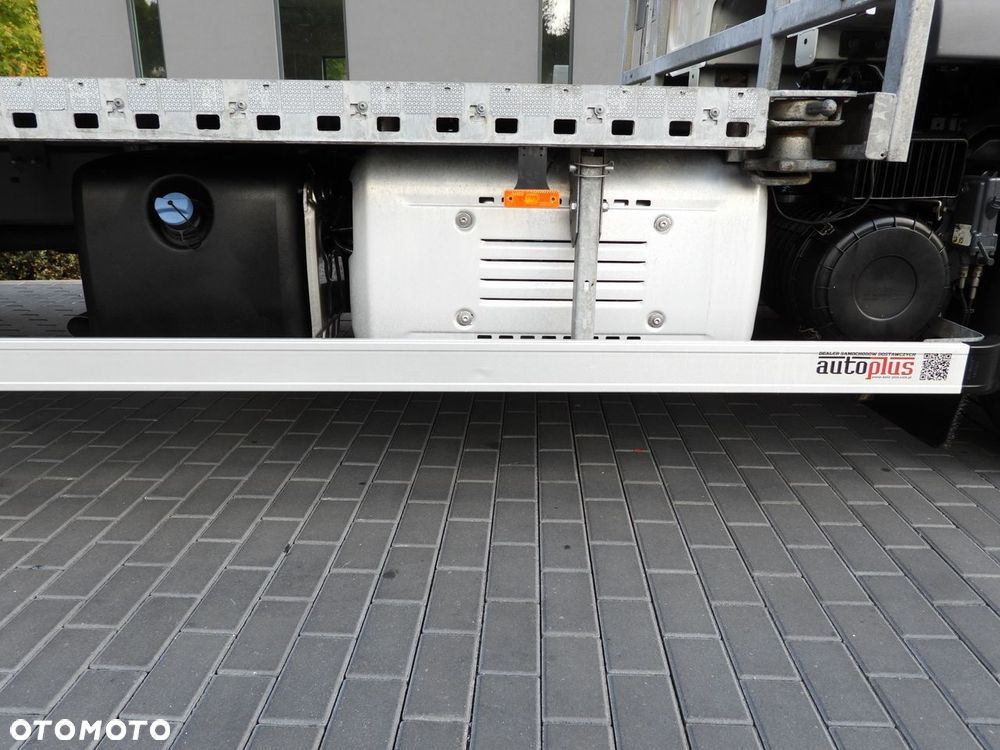 DAF LF 230 SKRZYNIA KONTENEROWIEC + PRZYCZEPA  WEBASTO TEMPOMAT LEDY PNEUMATYKA AUTOMAT  BLIŹNIACZE KOŁA KLIMATYZACJA  230KM - 23