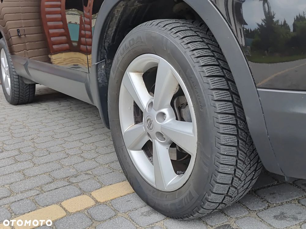 Nissan Qashqai 2.0 dCi 4x4 Tekna - 6
