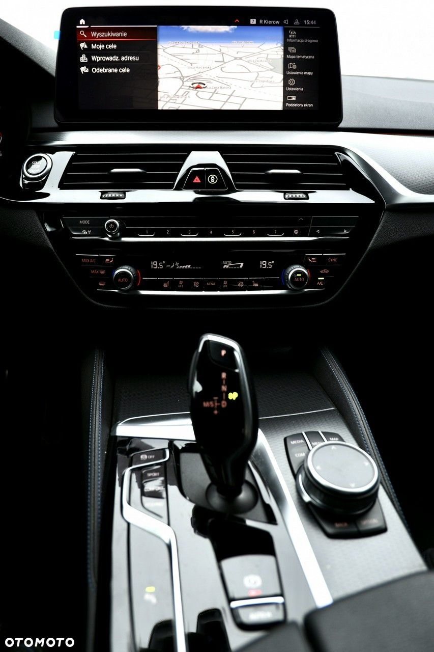 BMW Seria 5 - 12