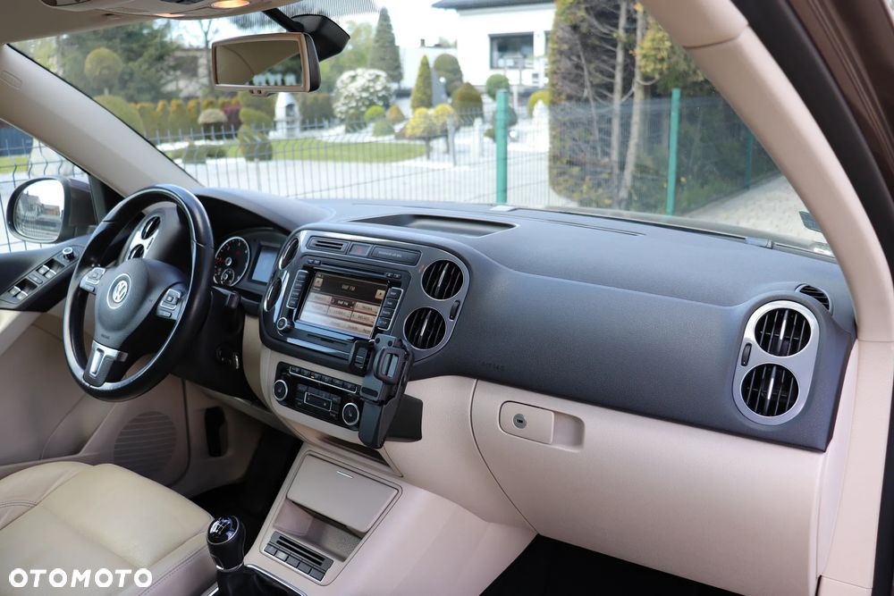 Volkswagen Tiguan 2.0 TDI BlueMot Sport&Style - 10
