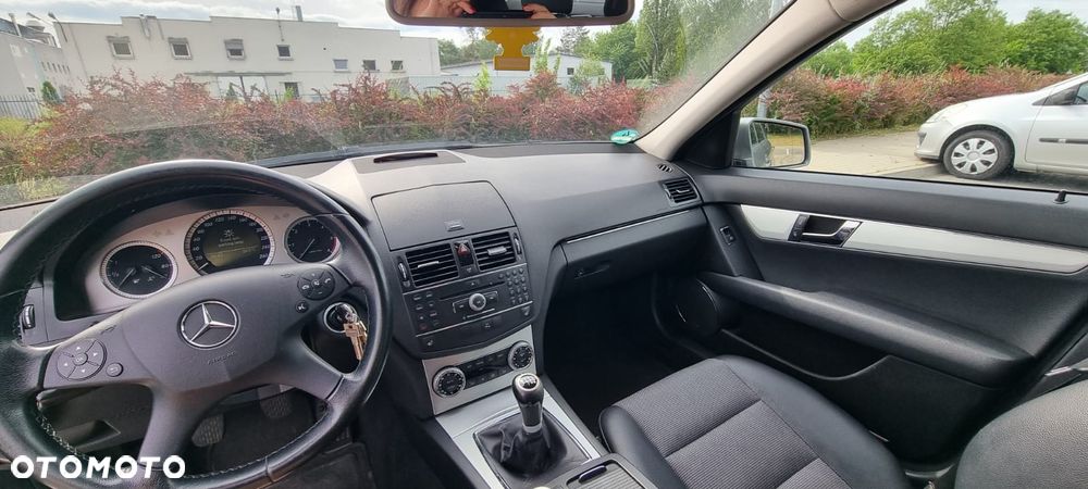 Mercedes-Benz Klasa C 220 CDI Avantgarde - 12
