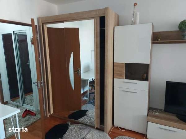 Policlinca Titan | Garsoniera | 31mp | B12056 - Imagine principală: 2/8