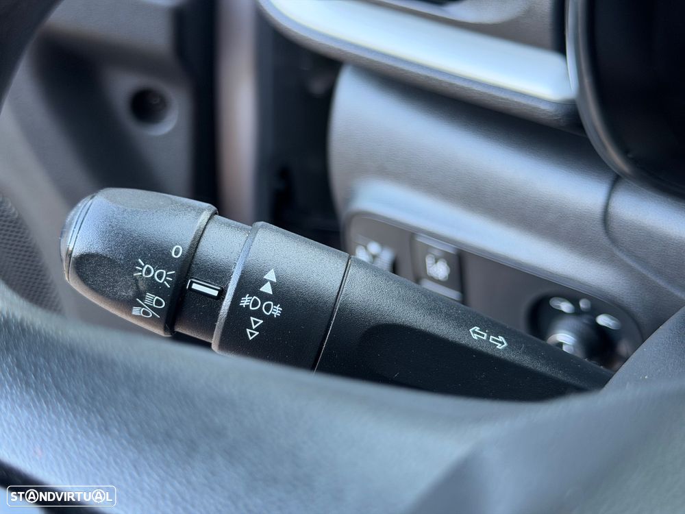 Citroën C3 Pure Tech Shine - 17