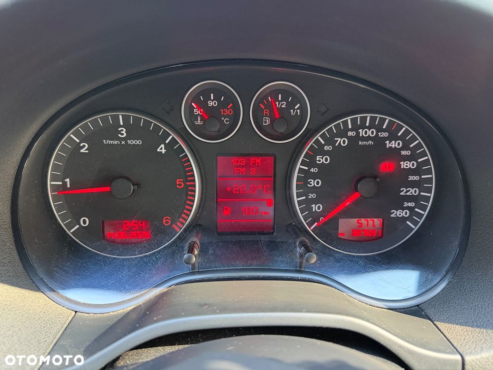 Audi A3 Sportback - 16