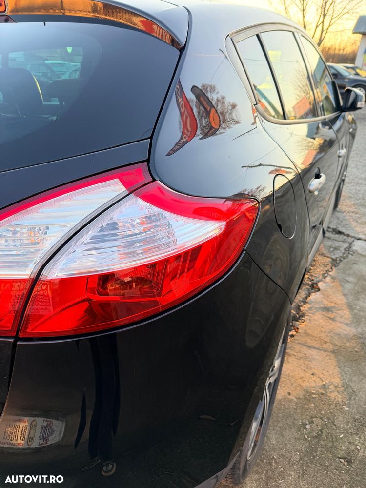 Renault Megane TCe 130 BOSE Edition - 9