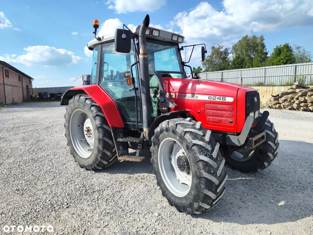 Massey Ferguson 6245 - 1