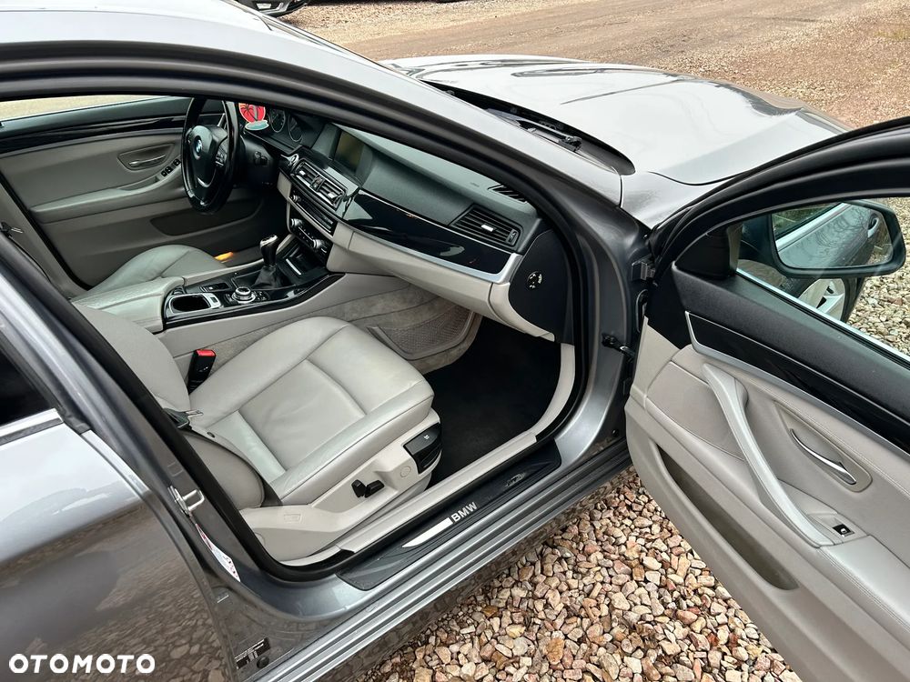 BMW Seria 5 520d - 17