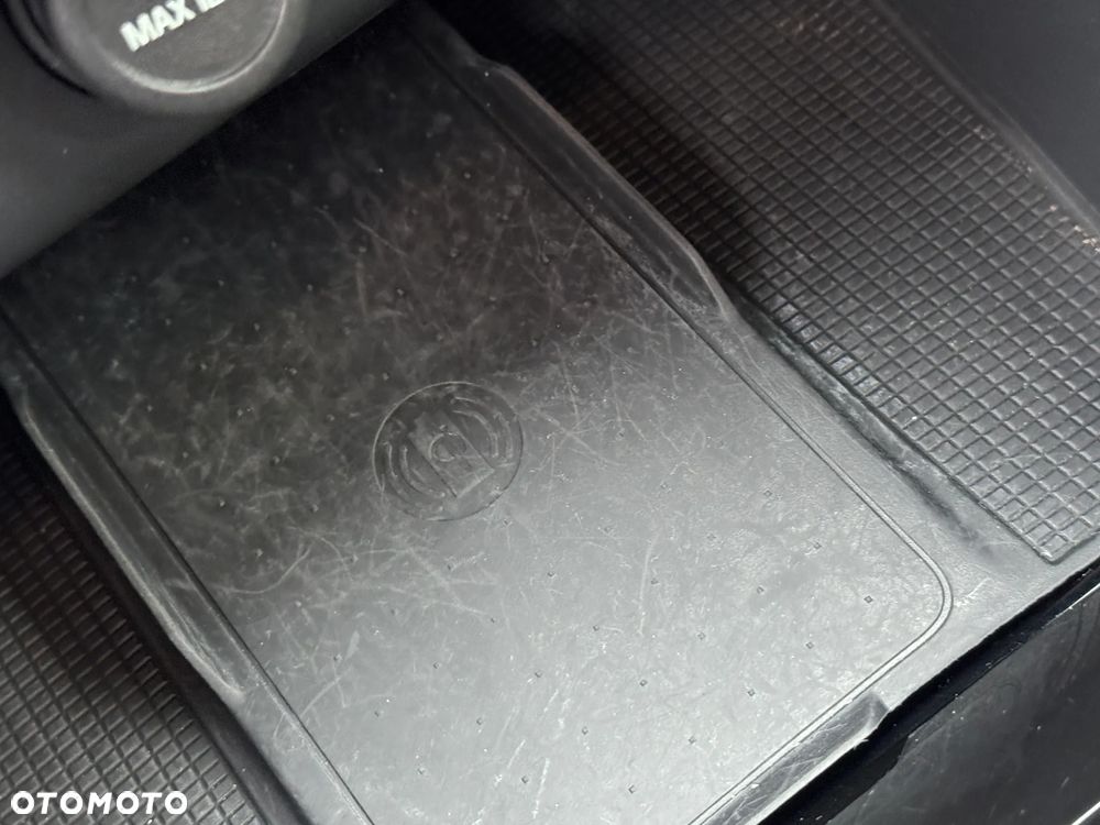 Volvo XC 40 Recharge 69 kWh Single Motor RWD Plus - 20