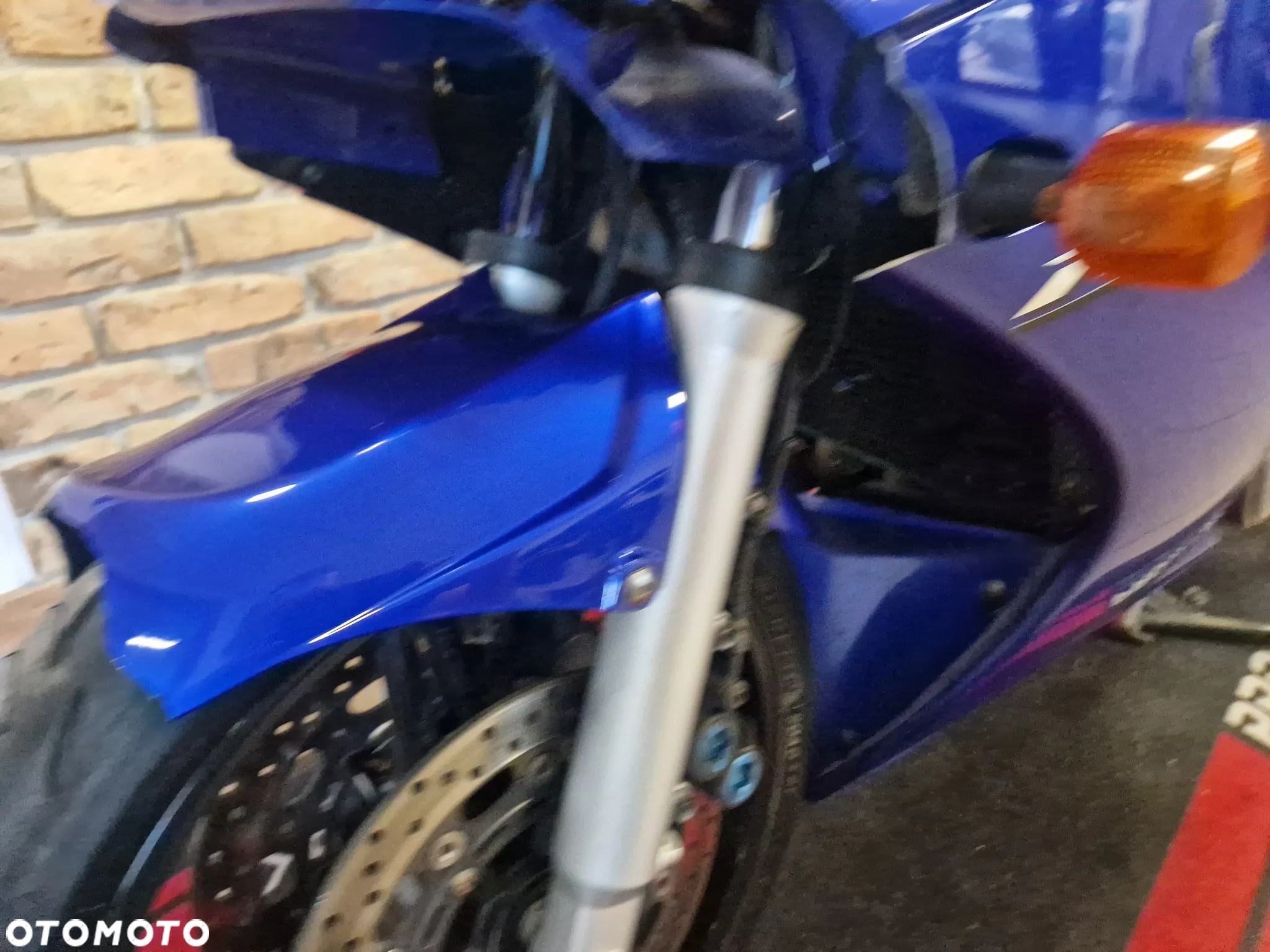 Yamaha FJR - 26