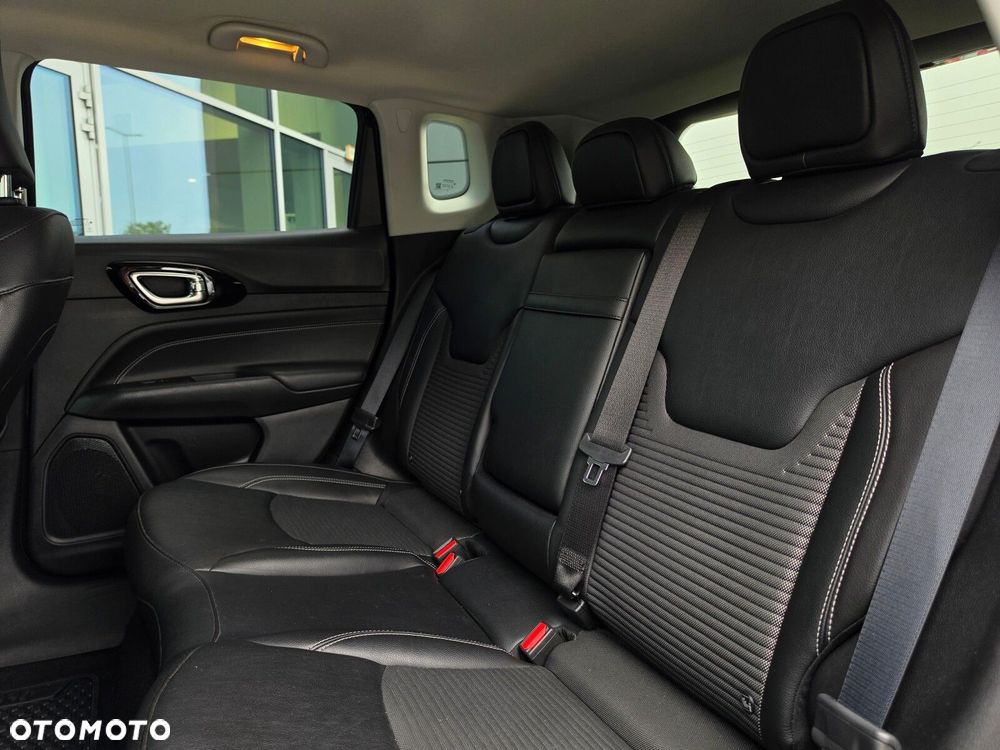 Jeep Compass 1.3 TMair Limited FWD S&S - 39