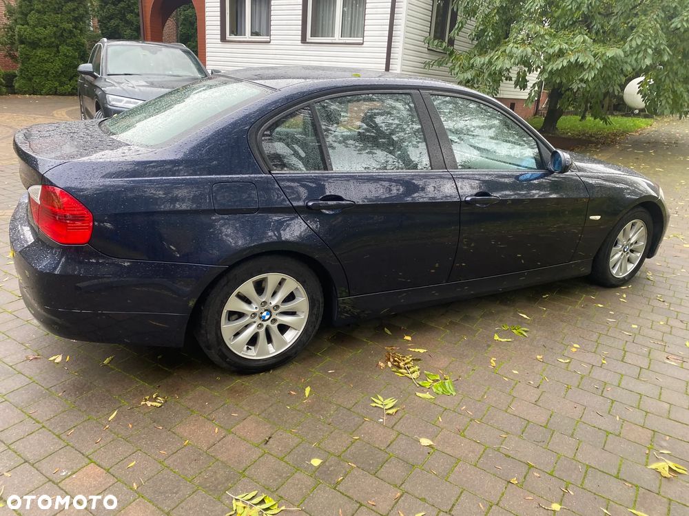 BMW Seria 3 320d - 6