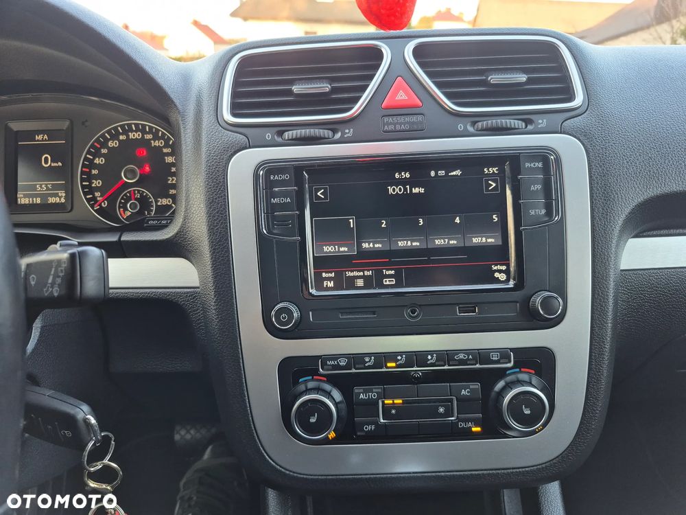 Volkswagen Scirocco 1.4 TSI DSG Team - 17