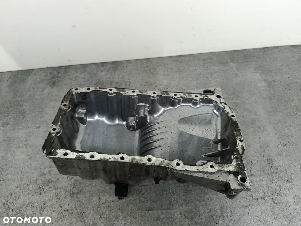 MISKA OLEJOWA AUDI A4 B6 110958 TOPRAN 1.9 TDI - 2