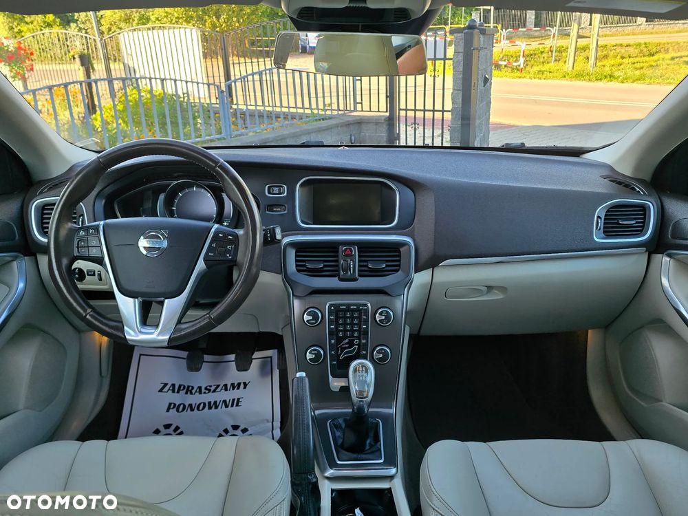 Volvo V40 Cross Country D3 - 22