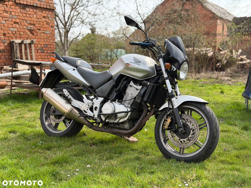 Honda CBF - 2