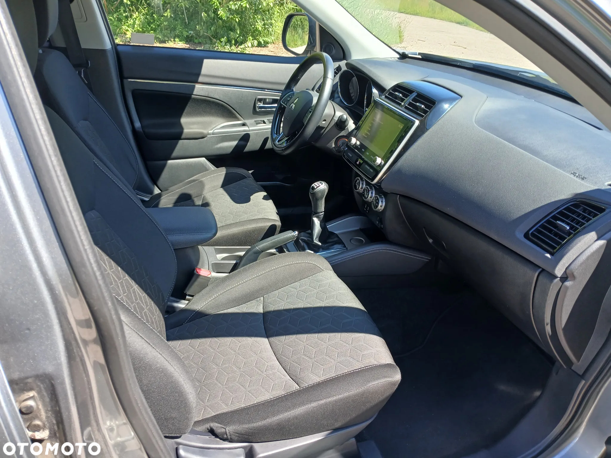 Mitsubishi ASX 2.0 Inform - 10