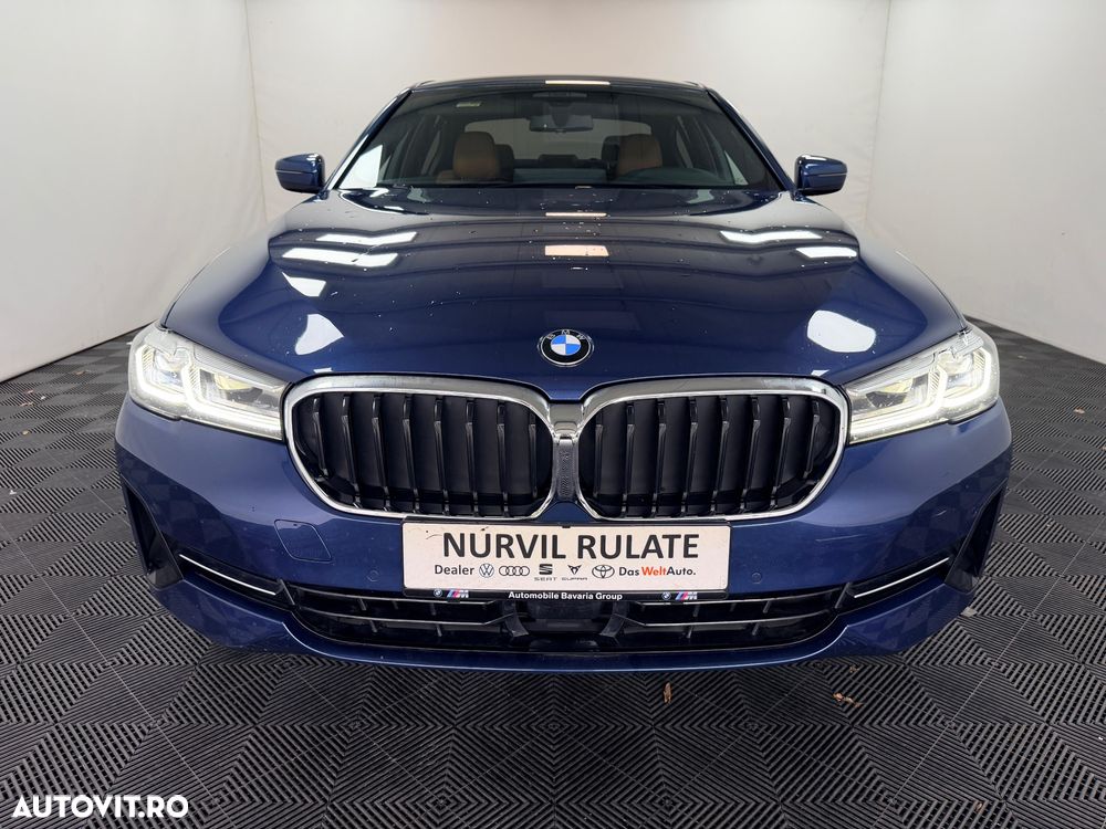 BMW Seria 5 520d xDrive AT - 1