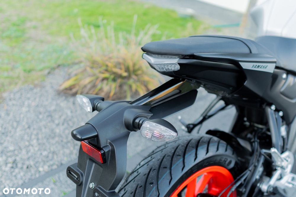 Yamaha MT - 22