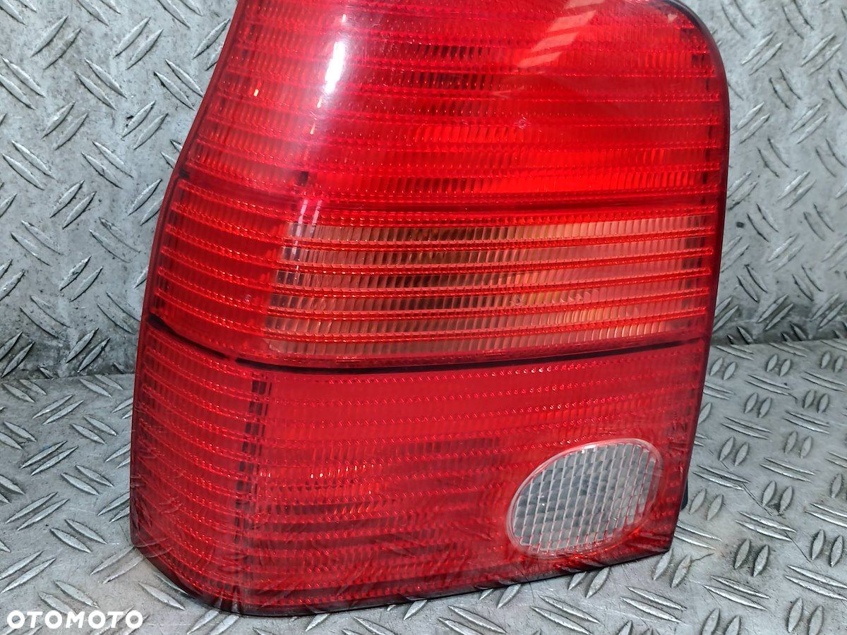 LAMPA TYLNA LEWA VW LUPO 6X09451110 HATCHBACK - 1