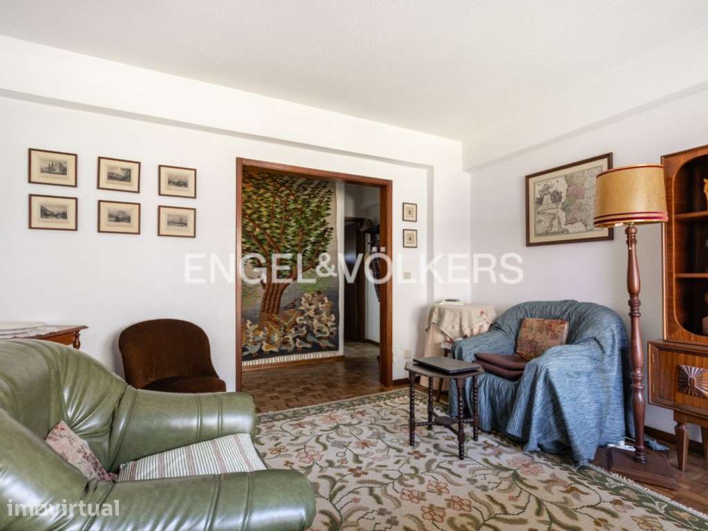 T3 com Duas Frentes no Centro de Telheiras | 95 m² - Grande imagem: 4/27