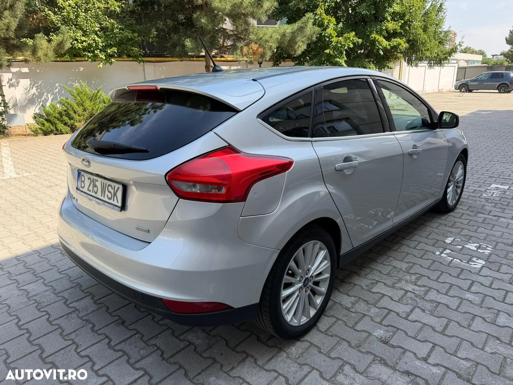 Ford Focus 1.0 EcoBoost Titanium - 5