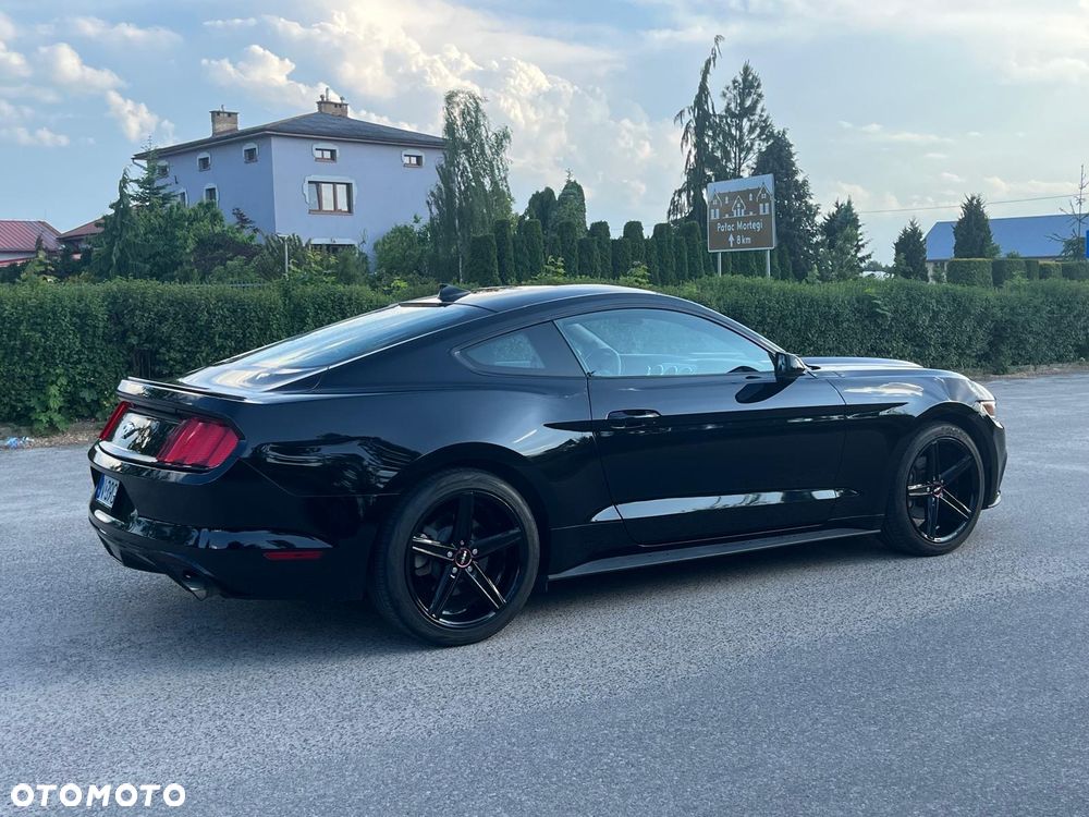 Ford Mustang 2.3 EcoBoost - 5