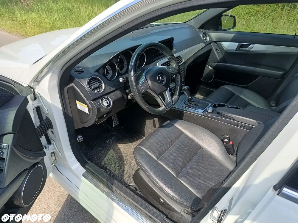 Mercedes-Benz Klasa C 350 (BlueEFFICIENCY) 7G-TRONIC Avantgarde - 8