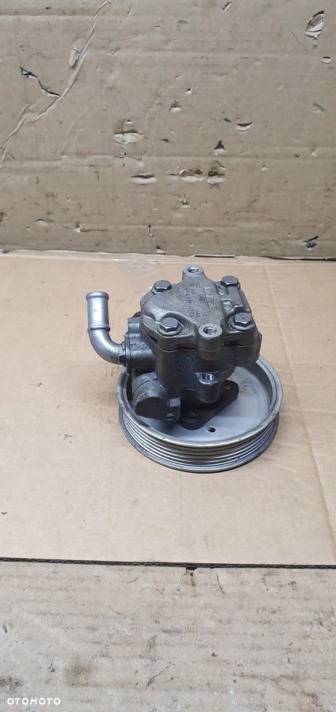 Pompa wspomagania kierownicy VW Touareg 3.0 TDI 7L8422154D - 5