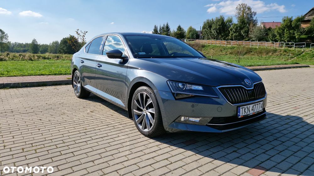Skoda Superb 2.0 TDI Ambition DSG - 12