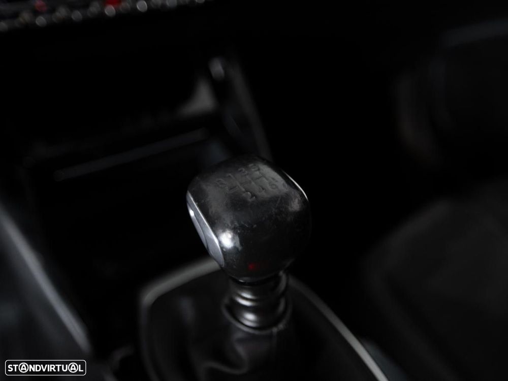 Peugeot 2008 1.5 BlueHDi Allure Pack - 18