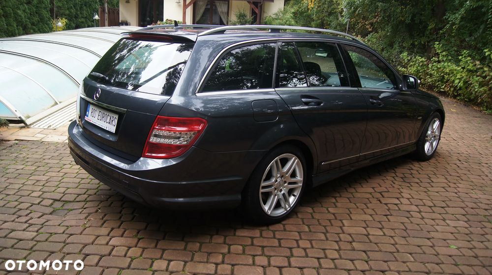 Mercedes-Benz Klasa C 220 T CDI DPF Automatik Avantgarde - 6