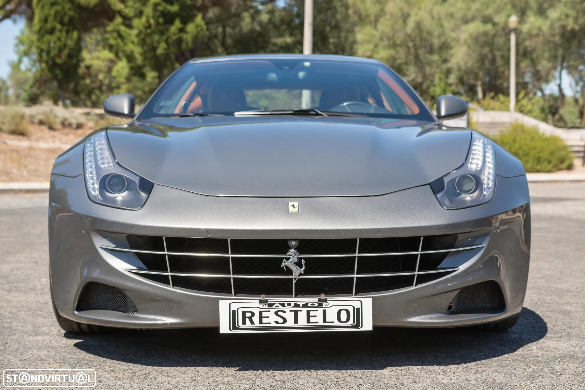 Ferrari FF - 11