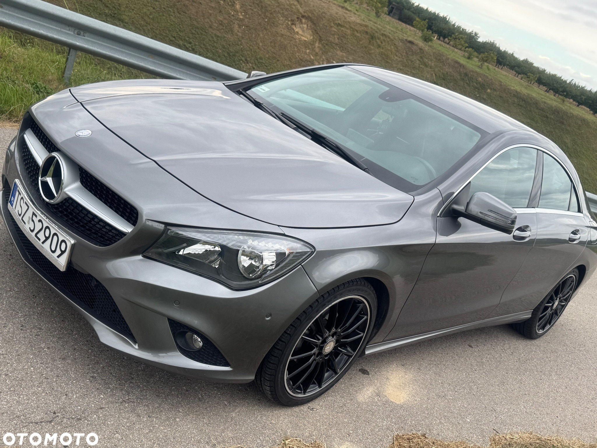 Mercedes-Benz CLA 180 - 2